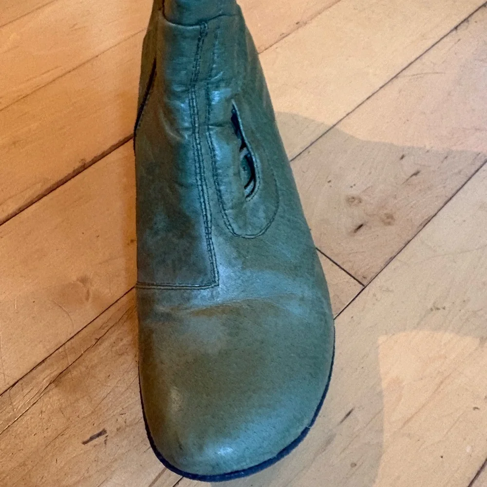 Miz Mooz Sage Green Leather Boots - 38 - Picture 9 of 11